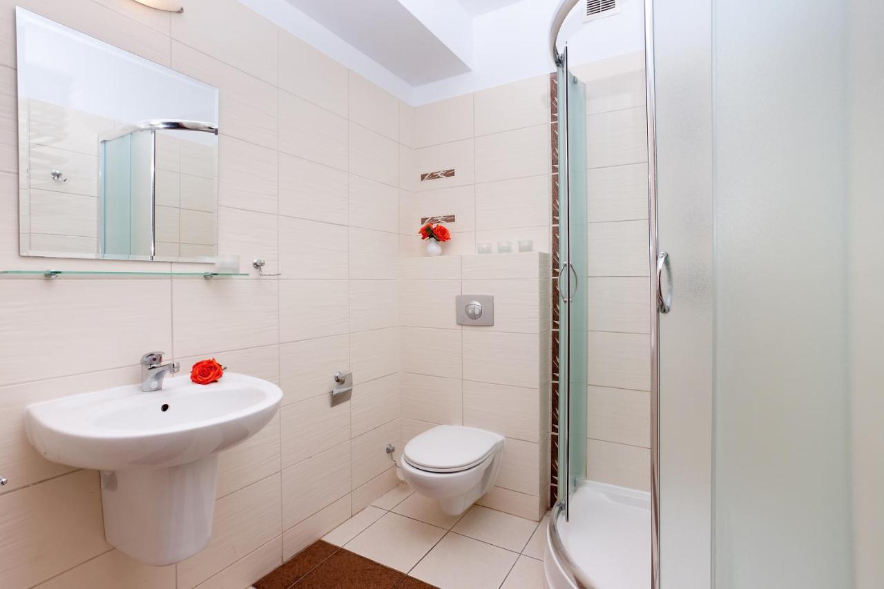 Jantar-Spa Kompleks Wypoczynkowo-Rehabilitacyjny Niechorze Ngoại thất bức ảnh